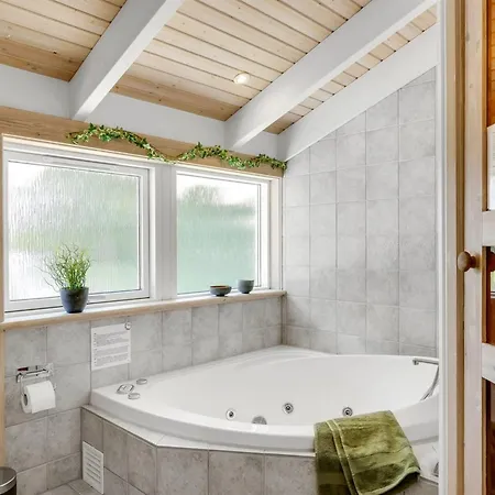 Ilya - 900m From The Sea By Interhome Feriehus Løkken